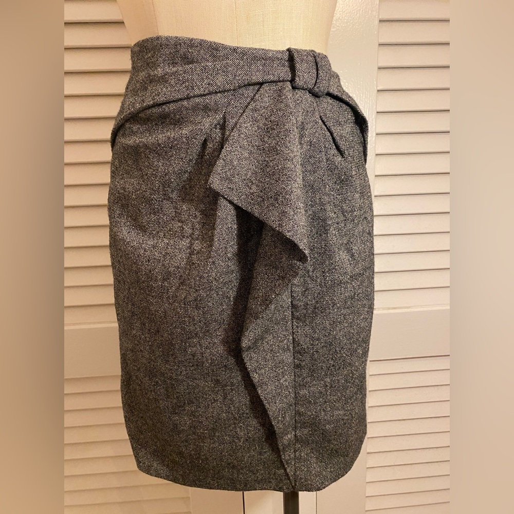 Banana Republic Black & White Wool Pencil Skirt- Size 4